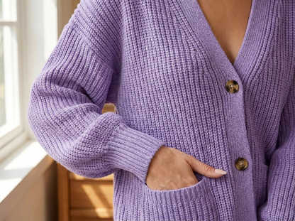 Oversized chunky knit cardigan - close-up fabric detail